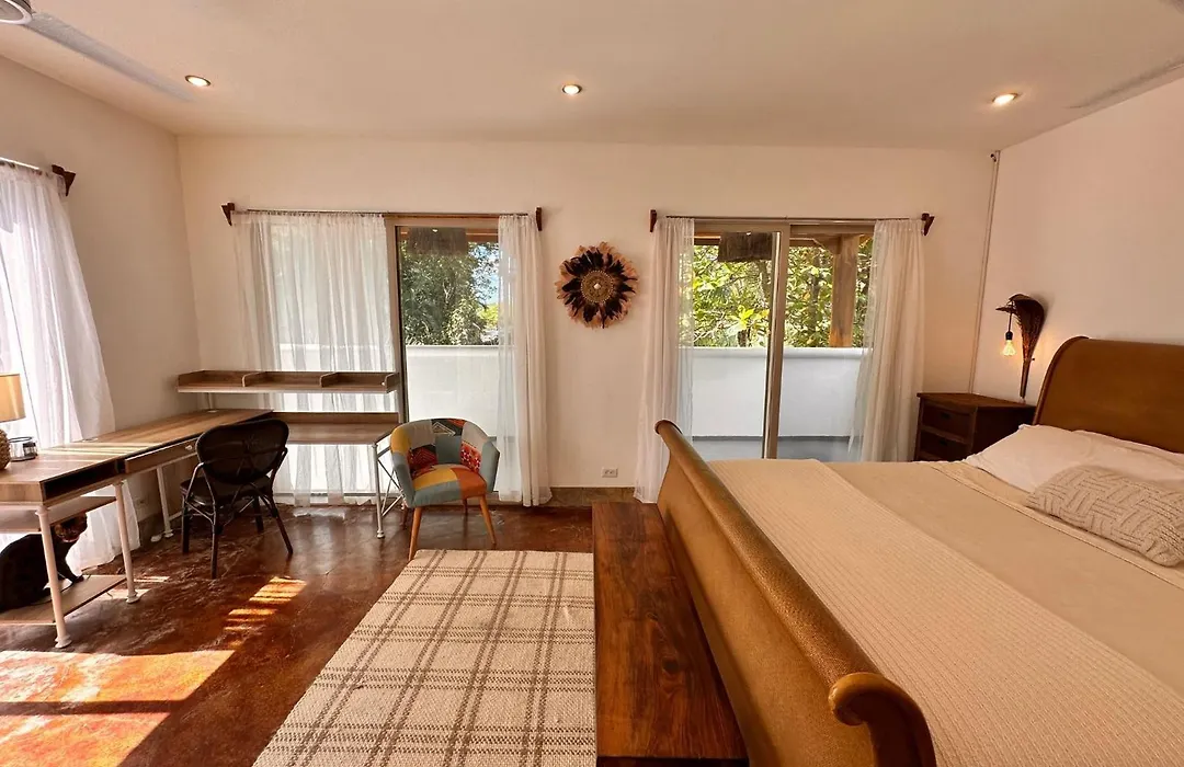 Curiol Boutique Hotel & Lounge-1